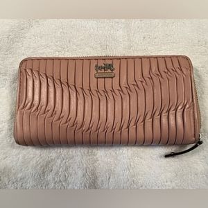 Coach wallet